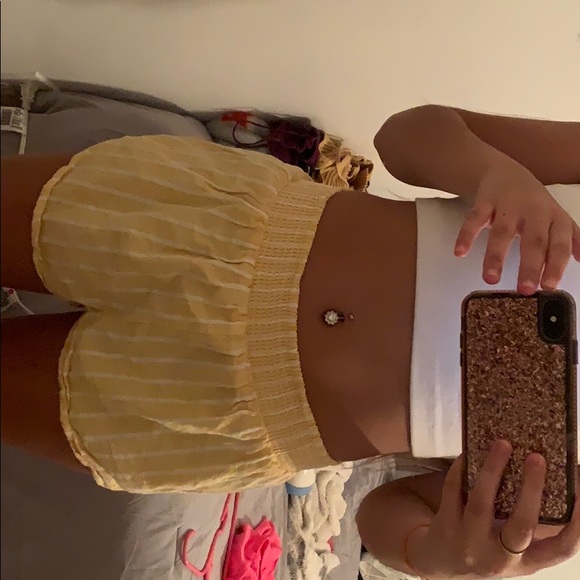 Forever 21 shorts - Picture 2 of 4